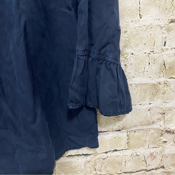 Crown & Ivy Blue Viscose Ruffle 3/4 Sleeve Top - Picture 2 of 5